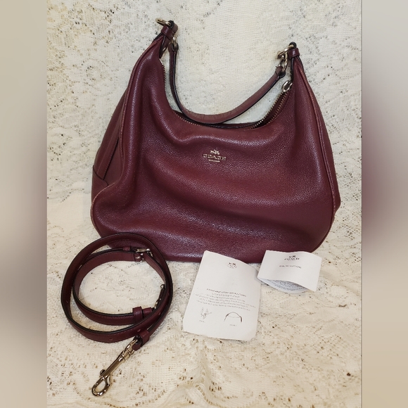 Coach Handbags - COACH PURSE